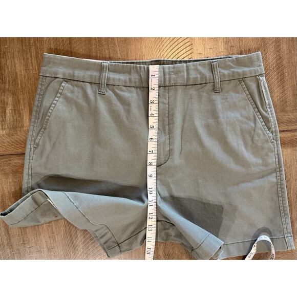 NWT Gloria Vanderbilt Mid-Rise Stretch Twill Chino 5" Inseam Green Short Size 14 - Picture 5 of 13